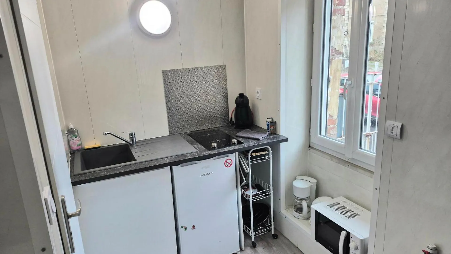 Studio Des Lacs - 2 Pers - Centre-Ville Brassac-les-Mines Apartment